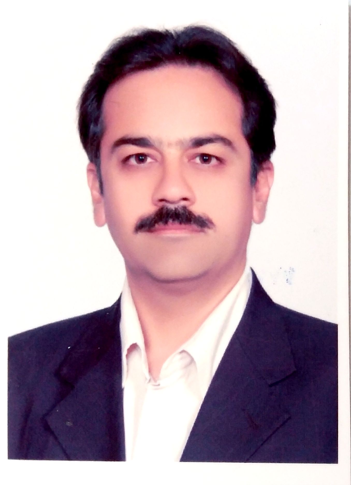 دکتر غلامرضا منشئی